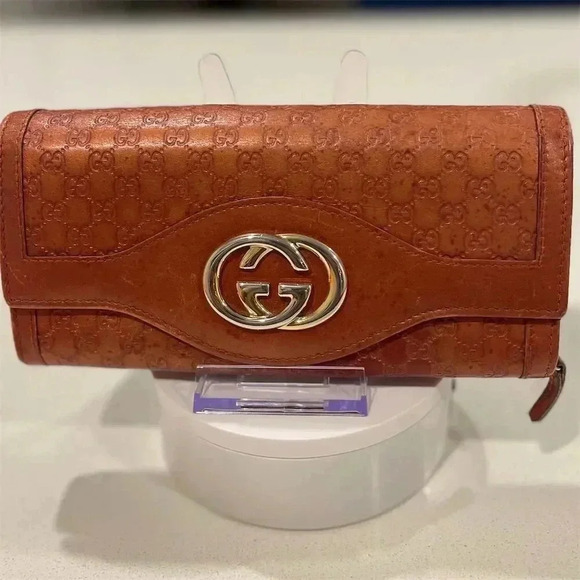 Gucci Women's Brown Leather Zip-Around Wallet with Logo Accents - Picture 6 of 10